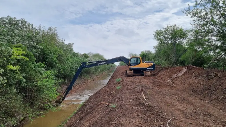 La provincia licita la construcción de 10 canales troncales para el norte de Santa Fe