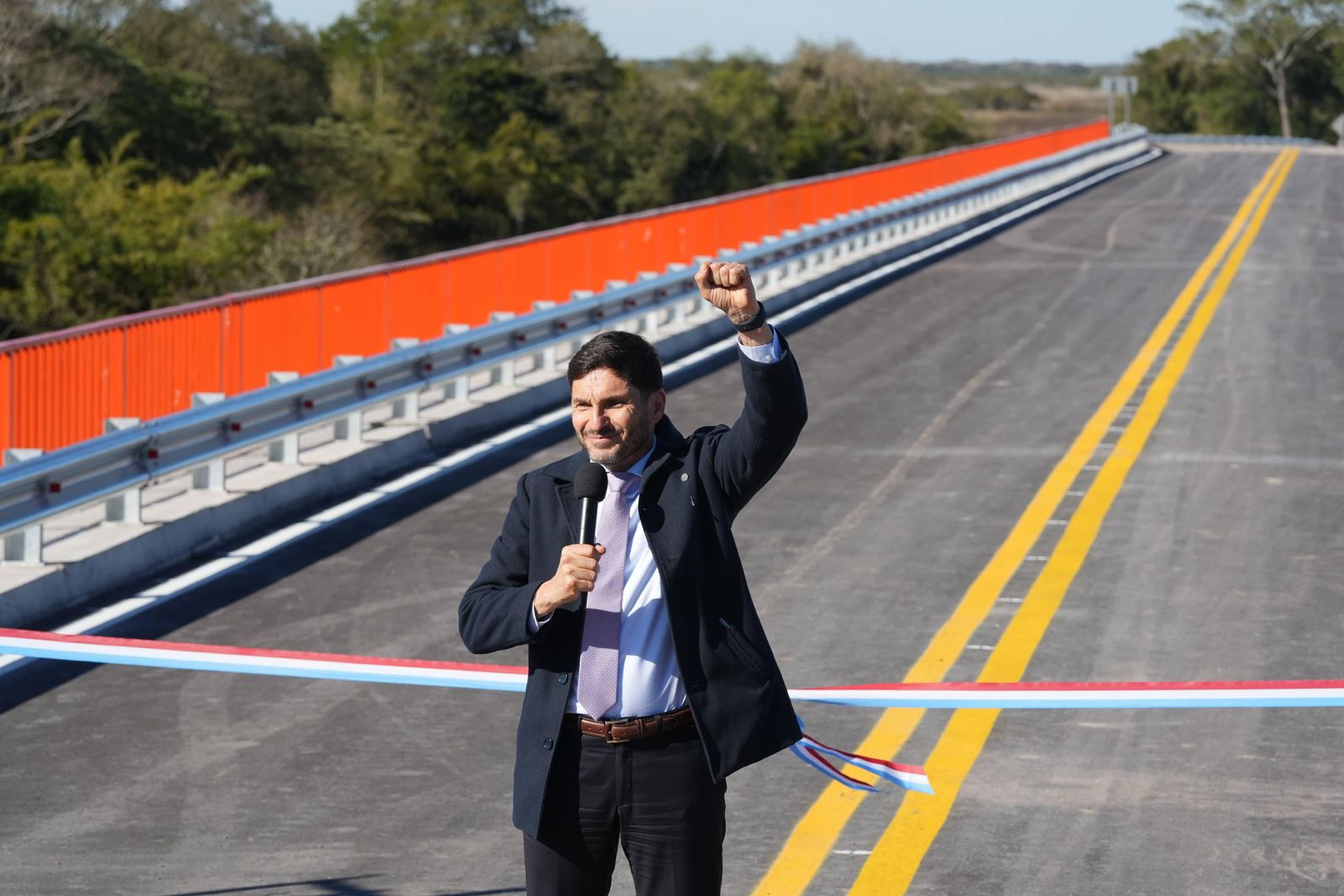 Pullaro inauguró el puente sobre arroyo El Pindó en el Departamento General Obligado