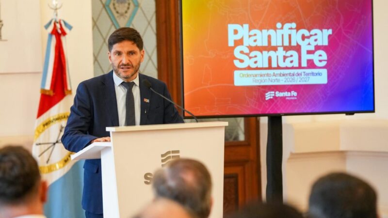 Pullaro presentó un plan de ordenamiento territorial para 44 localidades del norte
