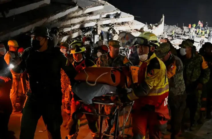 Venezuela elevó a 1.450 la cifra de muertos por los terremotos