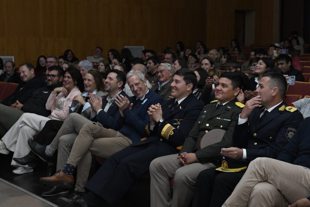 Avellaneda celebró el Día de la Independencia: Braidot convocó a planificar la ciudad rumbo a sus 150 años