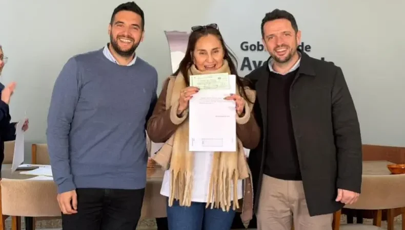 Avellaneda distribuyó cerca de $50 millones para mantenimiento y equipamiento de edificios educativos