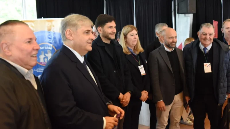 Pullaro participó del Congreso Internacional de Cooperativas y Mutuales en Rosario