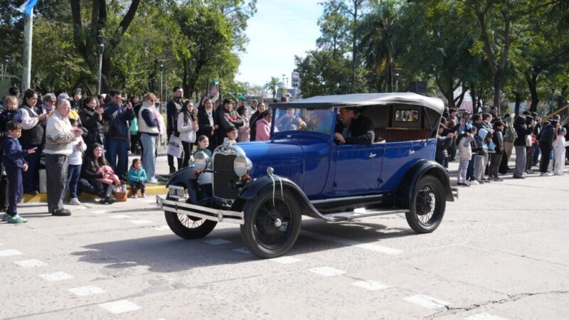 Avellaneda recibe el 4° Encuentro Interprovincial de Autos Clásicos y Antiguos