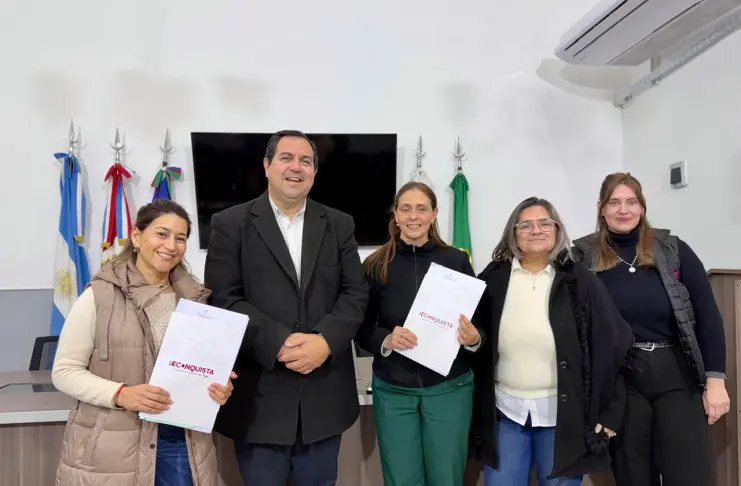 Reconquista entregó microcréditos para mejoras habitacionales por casi $6 millones