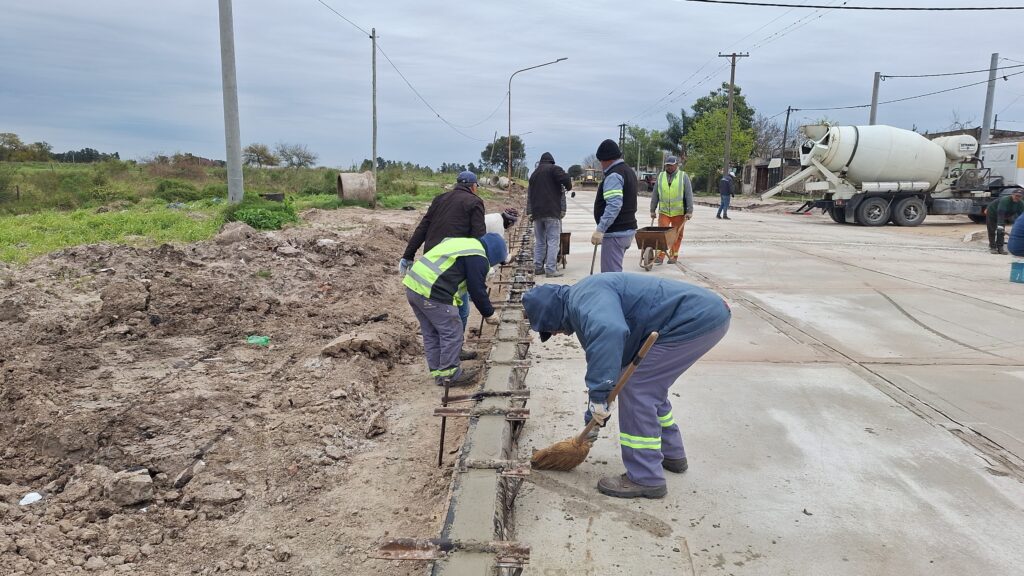 Avanzan los trabajos finales de la pavimentación de calle 121 en Avellaneda ¿en qué beneficia a esa zona?