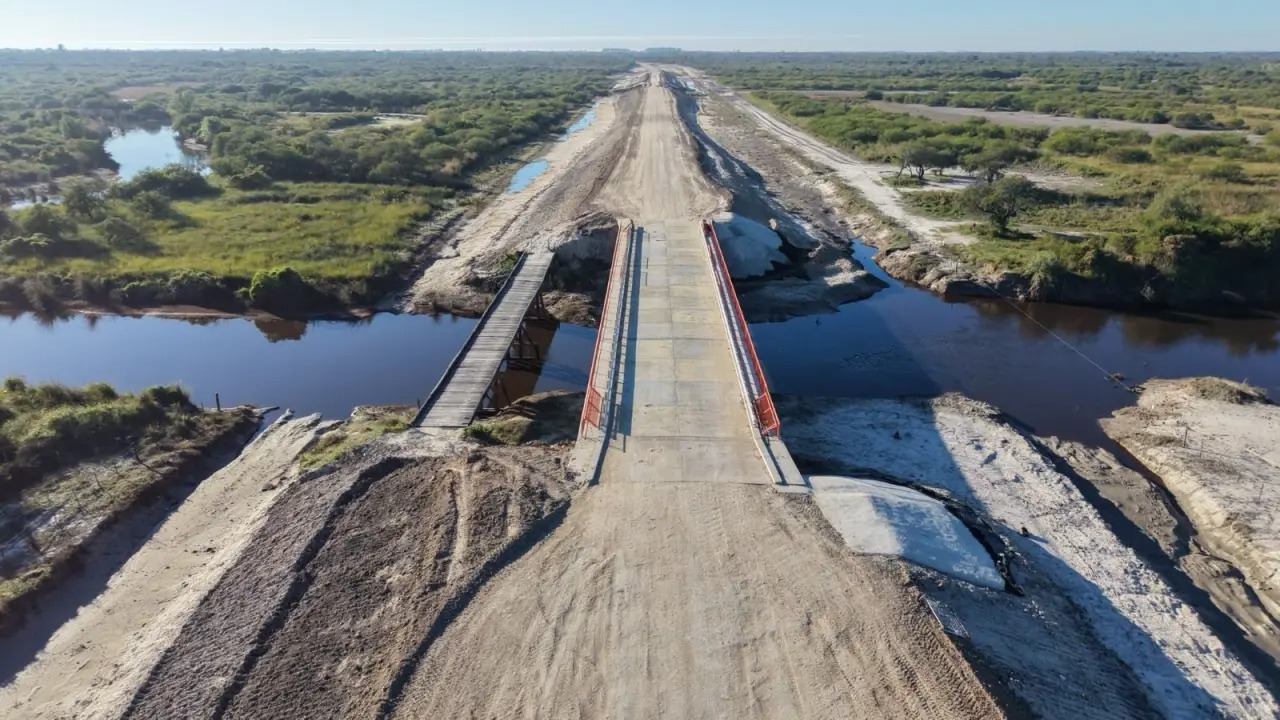 Con cuatro nuevos puentes de hormigón, conectan a pueblos del norte de Santa Fe