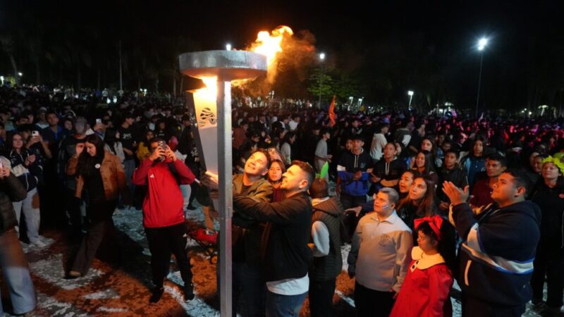 La Estudiantina Avellaneda 2026 tuvo su gran apertura en la Plaza Central