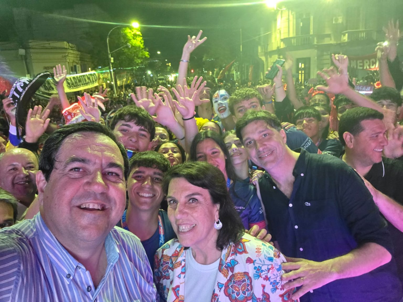 Reconquista cerró la 33ª Estudiantina Olímpica con más de 5.000 estudiantes en calle Patricio Diez