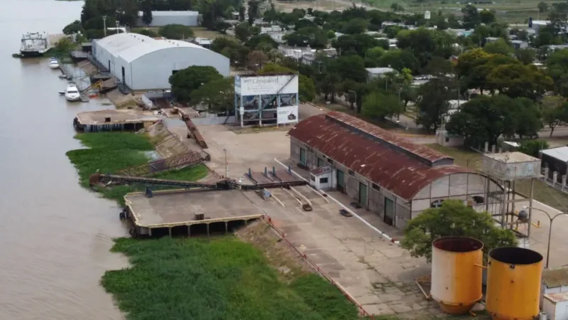 Anticipan una importante crecida del río Paraná que podría complicar la navegación