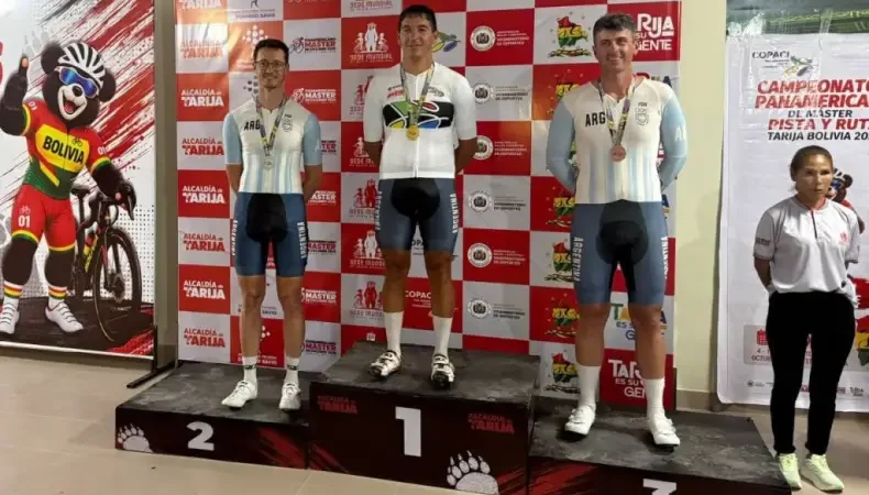 Luis Aquino consiguió dos medallas de Oro en el campeonato de ciclismo en Bolivia