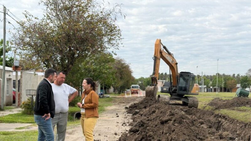 Avellaneda avanza con una obra para ampliar la red de cloacas a tres barrios