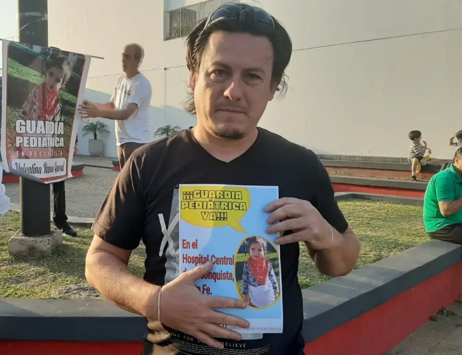 A siete años de la muerte de Valentina, su padre sigue reclamando una guardia pediátrica