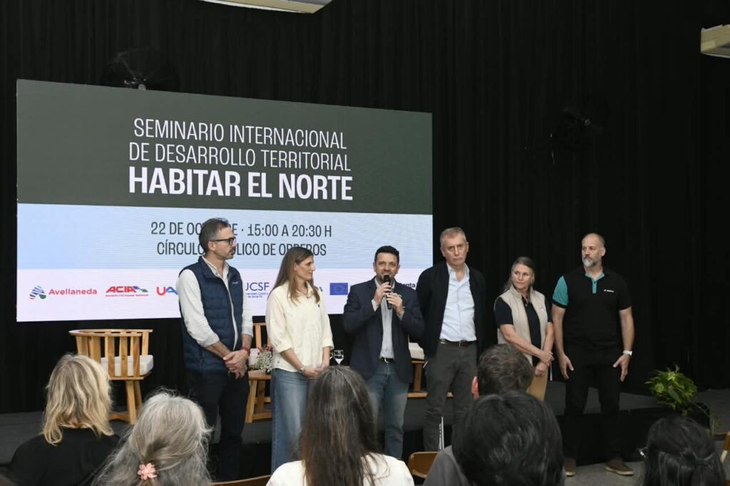 Avellaneda puso en debate el futuro de la región con el seminario “Habitar el Norte”